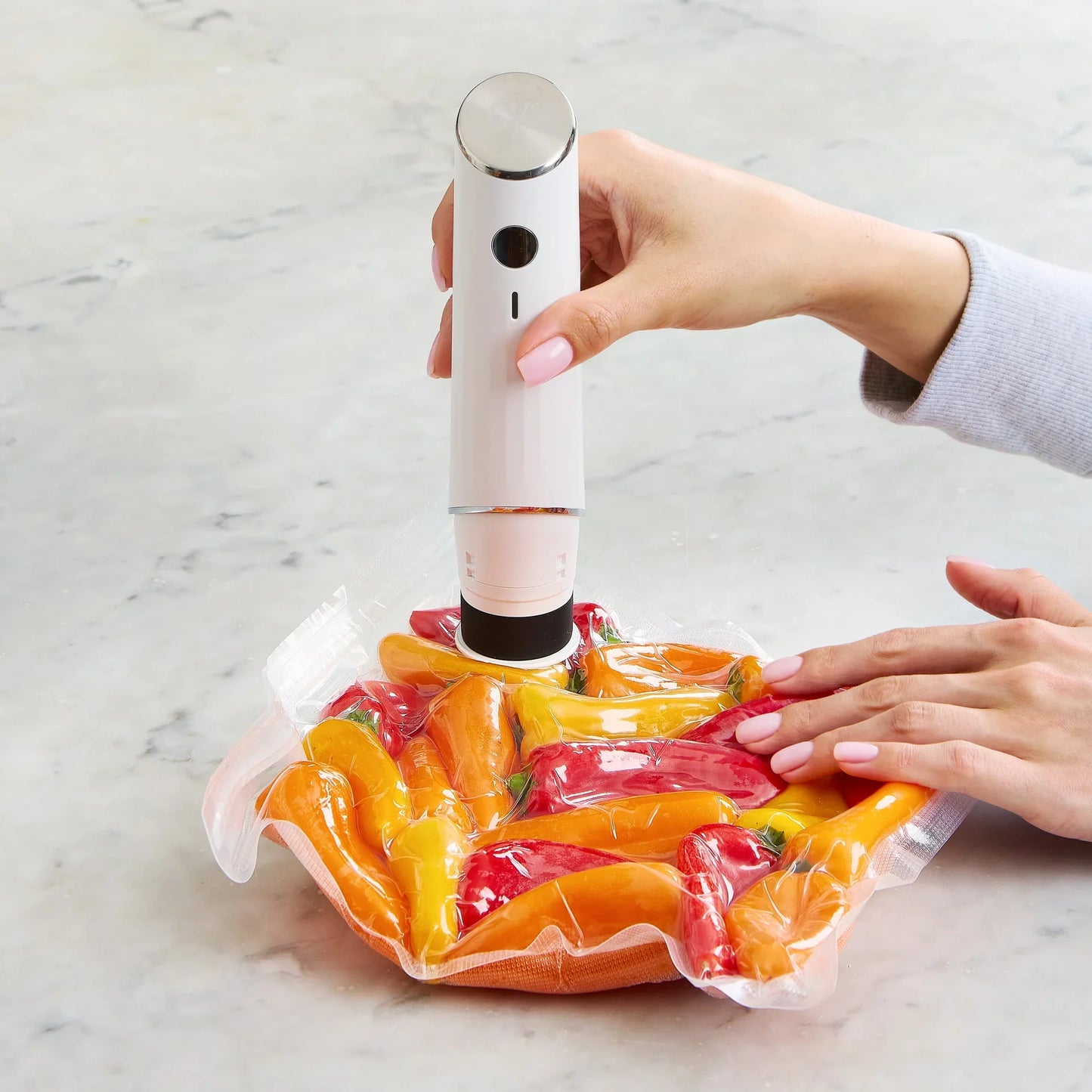 FreshLock™ | Si farvel til matsvinn – forsegl friskheten med ett trykk
