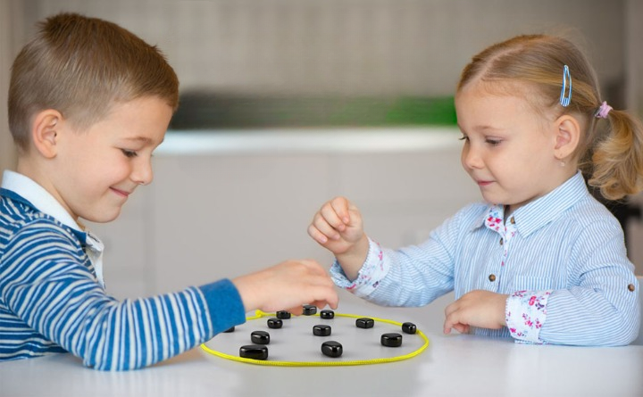 LegMagnetik™ | Binde familier sammen gjennom lek
